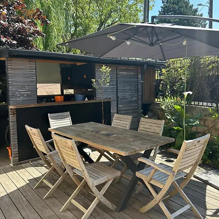 Caen, Tres Jolie Maison A Deux Pas Du Memorial Caen