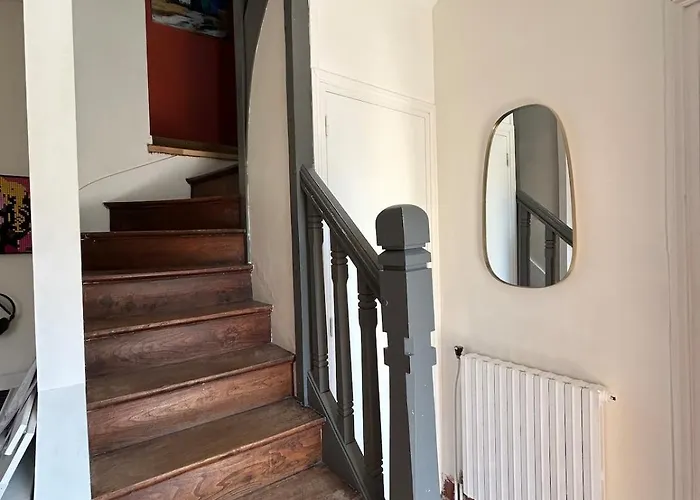 Semesterbostad Caen, Tres Jolie Maison A Deux Pas Du Memorial *